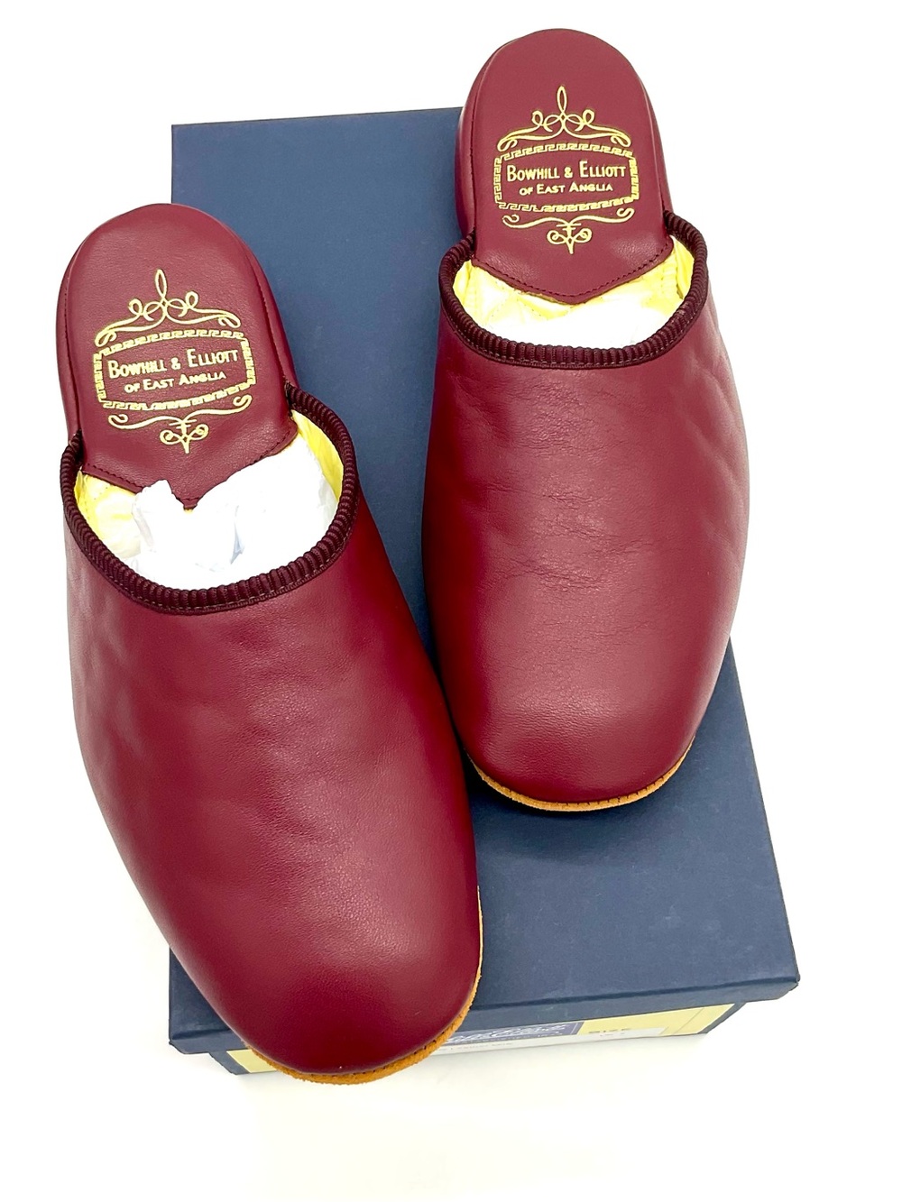 NIB Bowhill & Elliott Men’s Cherry Leather Mule Slippers